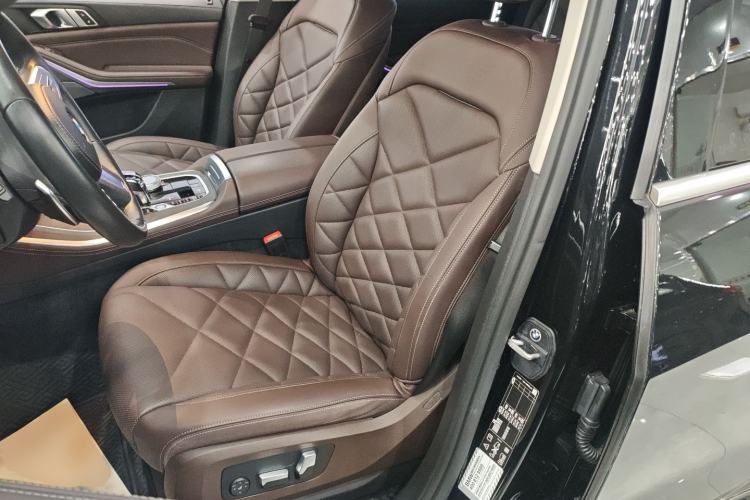 Used BMW X5 2022 Restyled xDrive 30Li Luxury Version M Sport Package
