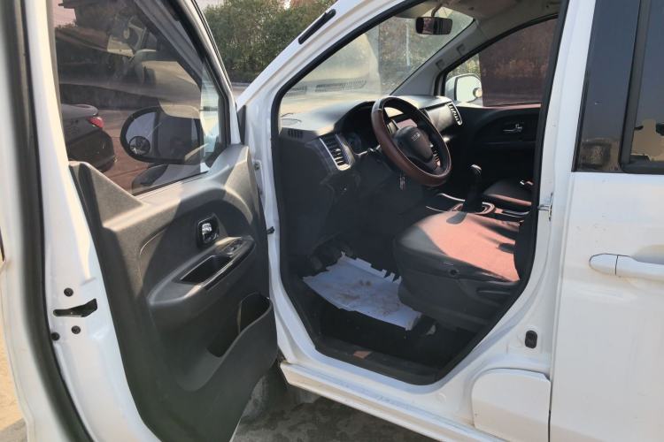 Used Jinbei Gold Hiace M Classic 2022 1.5L Engineering Lion Passenger Vehicle 5 Seats