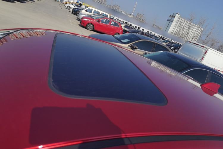 Used Mazda Mazda 3 Axela 2016 Hatchback 1.5L Automatic Luxury Model