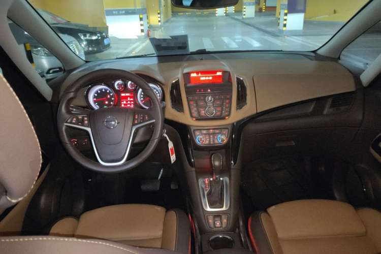 Used Opel Zafira 2013 1.4T Seven-Seater Luxury Model