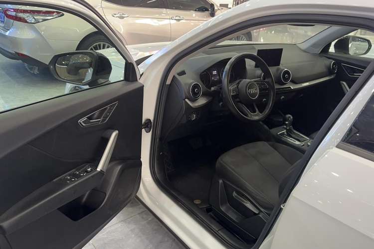 Used Audi Q2L 2021 35 TFSI Progressive Dynamic Edition
