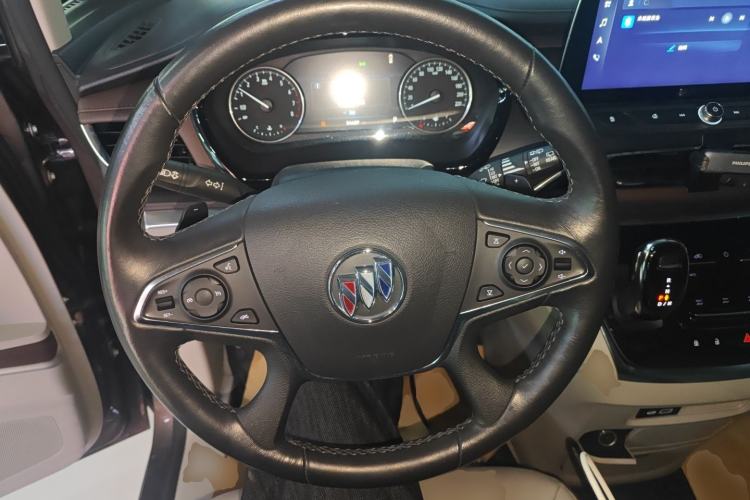 Used Buick GL8 2021 Land Cruiser Executive Class 652T Luxury Model