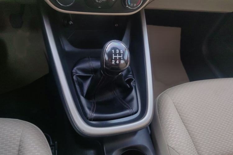 Used Ford Escort 2015 1.5L Manual Comfort Model
