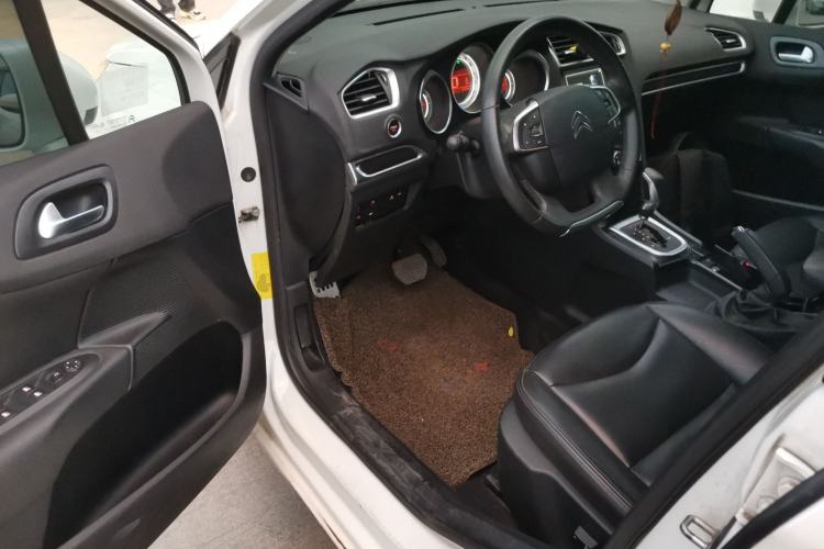 Used Citroen C4L 2014 1.6THP Intelligent Drive Automatic Dynamic Model
