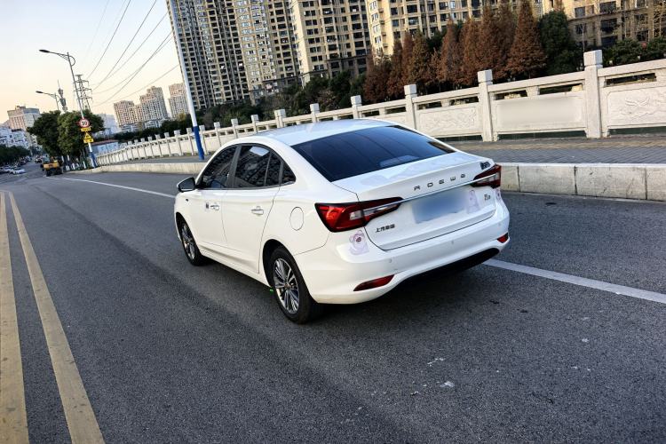 Used Roewe i5 2019 1.5L Automatic 4G Connected Linghao Flagship Edition
