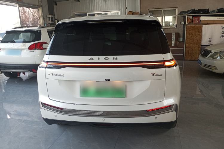 Used AION Y 2023 Younger
