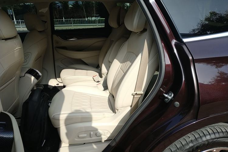 Used Buick Enclave 2020 28T All-Wheel Drive Avenir
