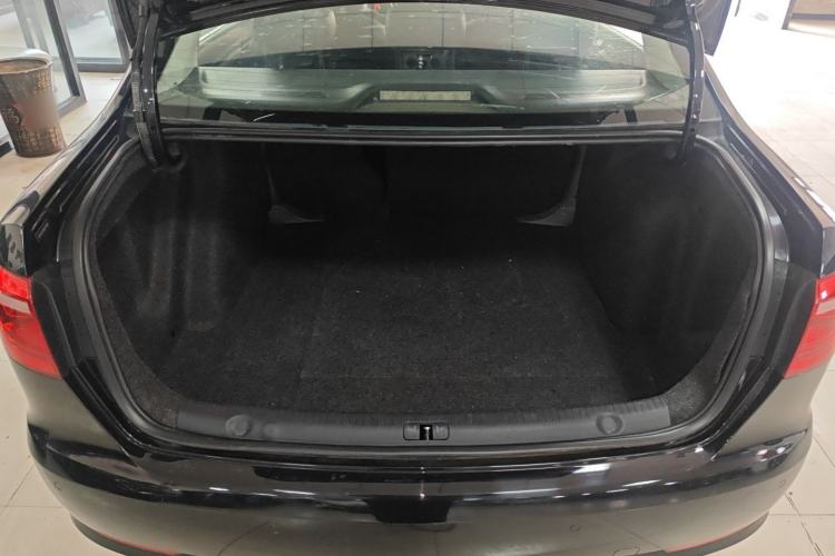 Used Volkswagen Lavida 2013 Restyled Classic 1.6L Automatic Comfort Edition