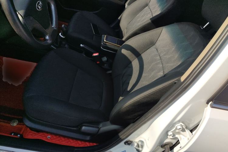 Used Kia K2 2015 Sedan 1.4L MT GLS
