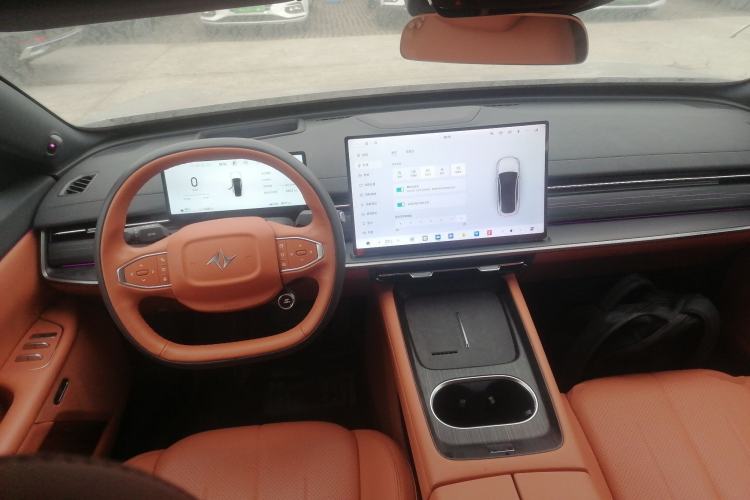 Used  eπ007 2025 Model Pure-Electric 565 All-Wheel-Drive Max Leading Edition