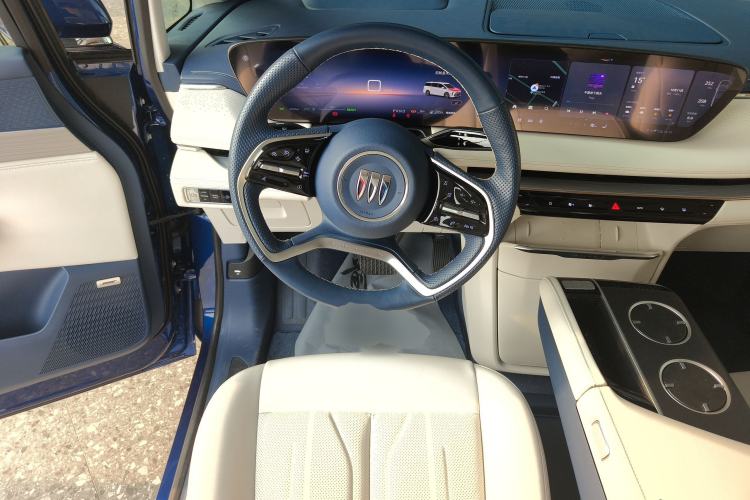 Used Buick GL8 New Energy 2024 Lu Zun Luxury Edition 7-Seater
