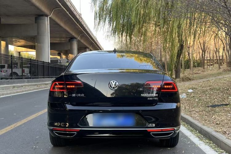 Used Volkswagen Magotan 2019 330TSI DSG Luxury Version China VI Standard