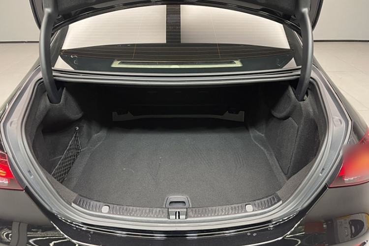 Used Mercedes-Benz E-Class 2021 E 300 L Premium Edition
