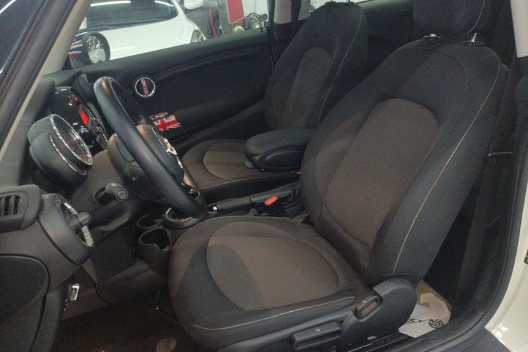 Used  MINI 2016 1.2T ONE Pioneer Edition
