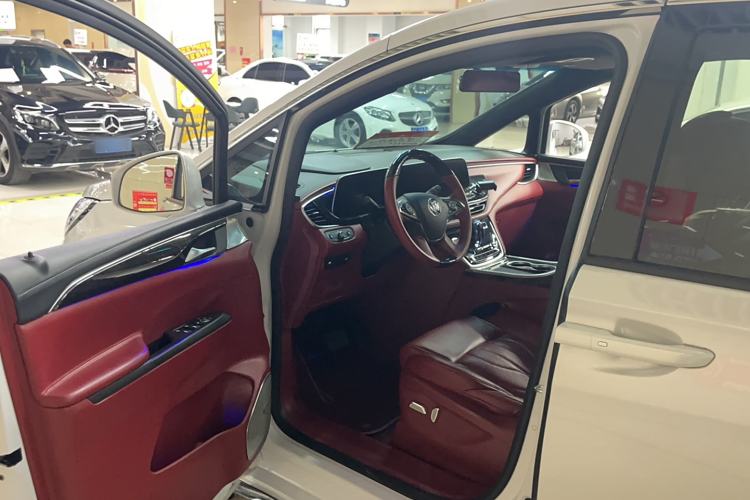 Used Buick GL8 2022 ES Landtrek 653T Comfort Edition
