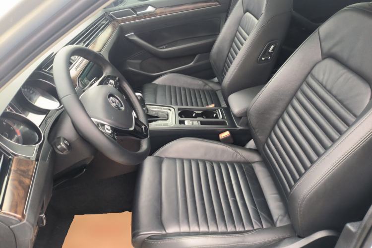 Used Volkswagen Magotan 2019 330TSI DSG Luxury Model China V Standard
