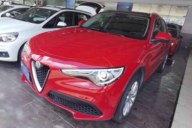 Used Alfa Romeo Stelvio 2017 2.0T 200HP Luxury Edition