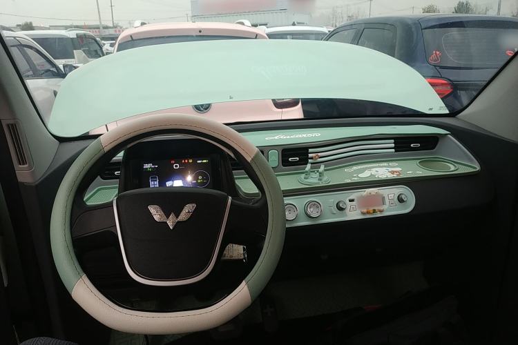 Used Wuling Hongguang MINIEV 2021 Macaron Fashion Model Lithium Iron Phosphate
