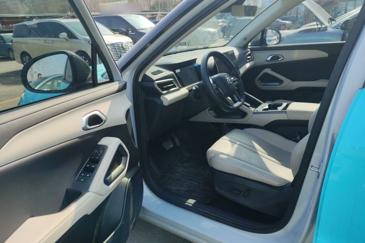 Used BYD Yuan UP 2025 Intelligent Driving Version 401 km Leading Edition