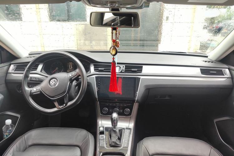 Used Volkswagen Passat 2017 280TSI DSG Luxury Edition
