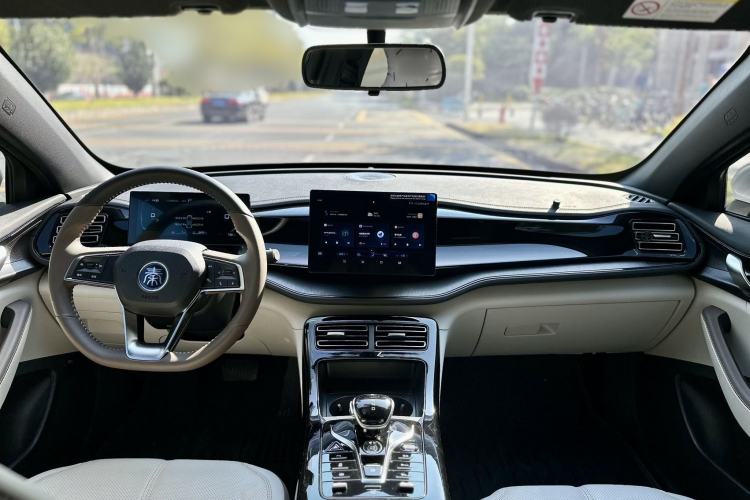 Used BYD Qin PLUS 2024 HONOR Edition DM-i 55KM Leading Model
