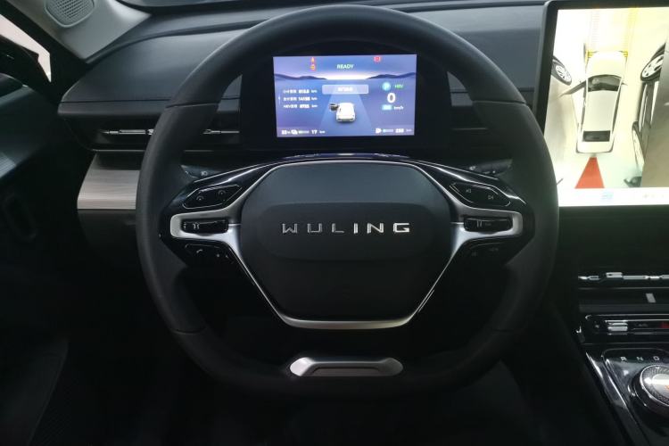 Used Wuling Xingguang 2023 70 Standard Edition
