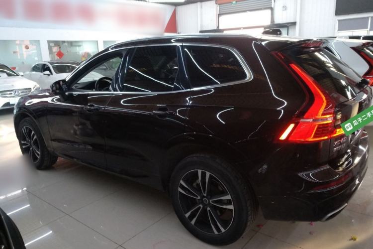 Used Volvo XC60 2019 T5 4x4 Zhiyuan Edition China VI Standard
