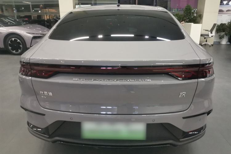 Used BYD Han 2025 EV with 701 km of Laser Radar-Enabled Intelligent Driving
