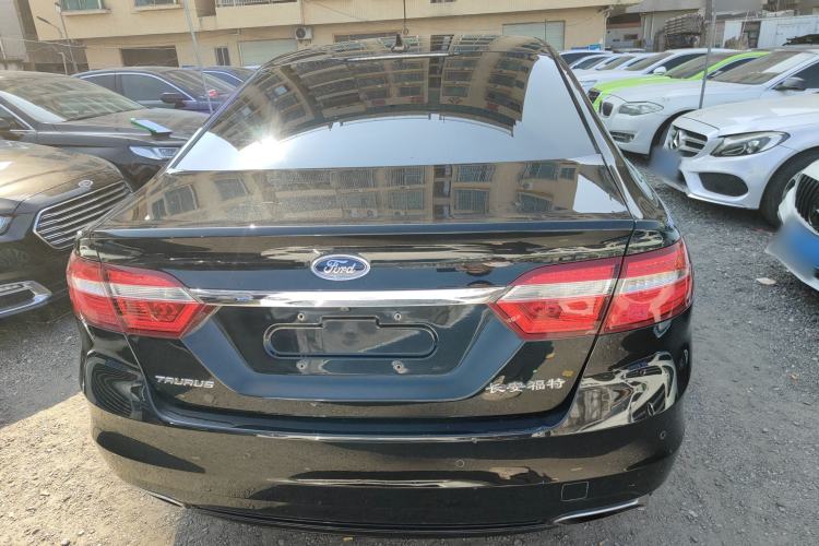 Used Ford Taurus 2015 EcoBoost 245 Luxury Model