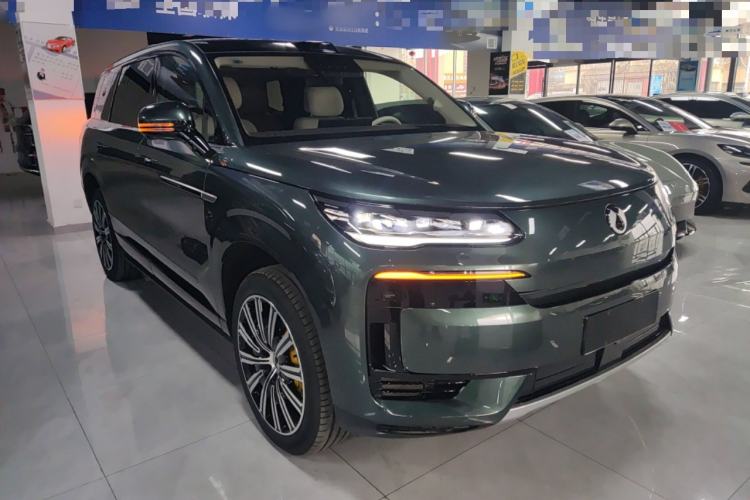 Used Denza N9 2025 Flagship Model
