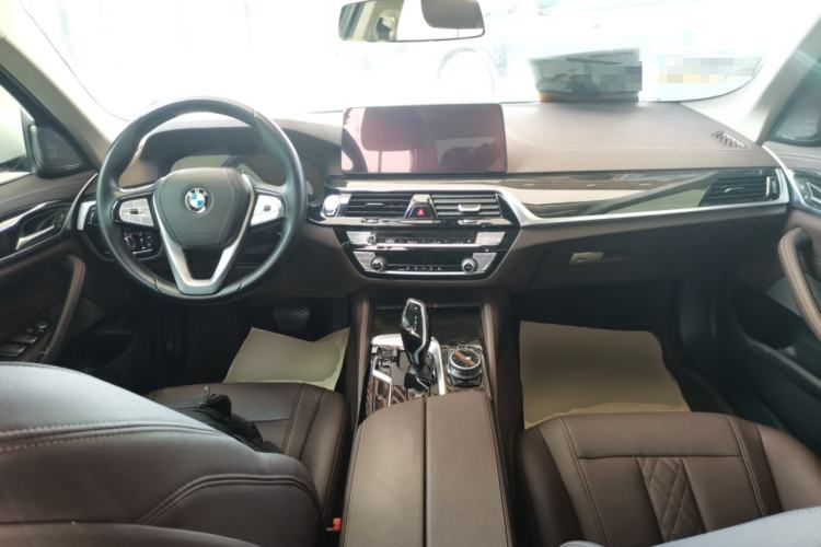 Used BMW 5 Series 2021 525Li Luxury Package
