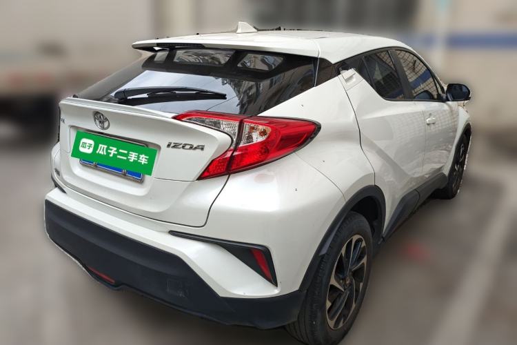 Used Toyota IZOA 2018 2.0L Yichi Edition China V Standard