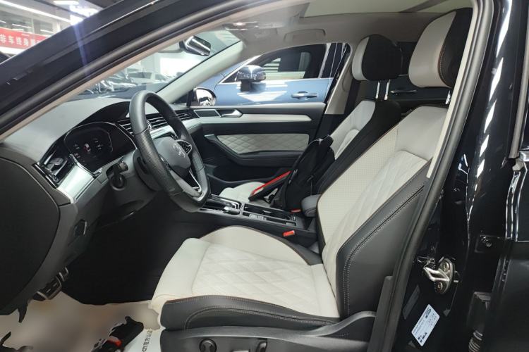 Used Volkswagen Magotan 2023 2 Million Units Commemorative Edition 330TSI DSG Luxury Version
