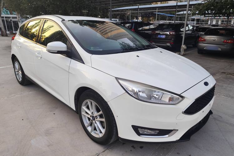 Used Ford Focus 2017 Hatchback 1.6L Automatic Fashion Edition Smart Drive Version
