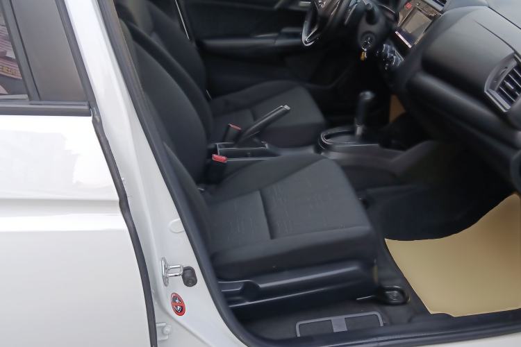 Used Honda Fit 2016 1.5L LXS CVT Comfort Sunroof Version
