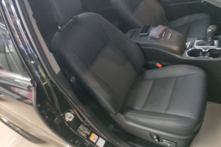 Used Toyota Highlander 2018 2.0T Four-Wheel Drive Luxury Edition 7 Seats China V Emission Standard
