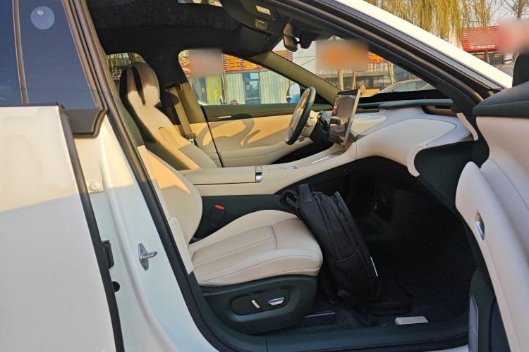 Used  YU7 2025 Ultra-Long Range Rear-Wheel Drive Version