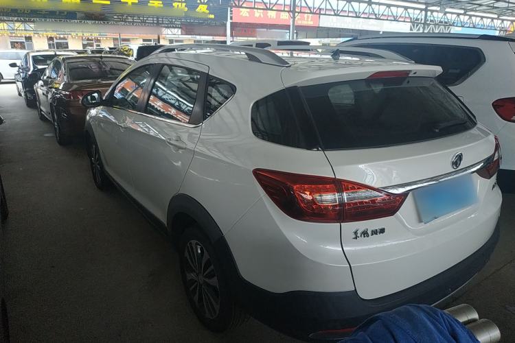 Used Dongfeng Aeolus AX3 2016 1.5L Automatic ZhiKu Model
