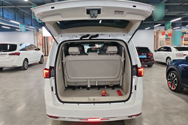 Used Buick GL8 2022 Land Business Class 652T Luxury Model
