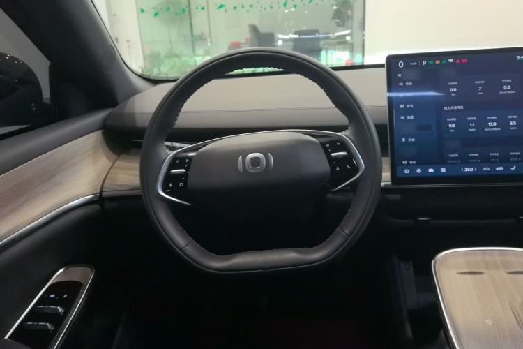 Used  A07 2024 All-Electric "True Fragrant" Edition 515 Elite Model
