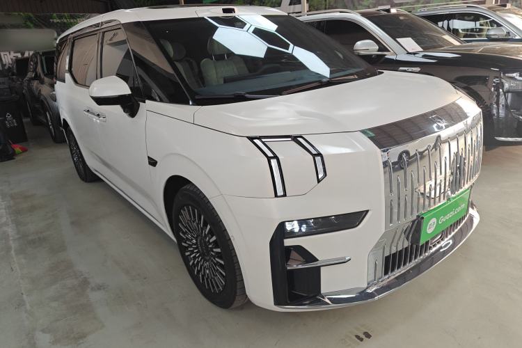 Used Zeekr 009 2024 Six-Seat Executive Version 4WD 108 kWh