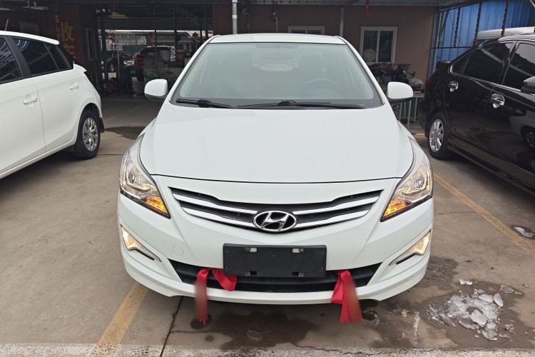 Used Hyundai Verna 2014 1.4L Manual Smart GLS Trim