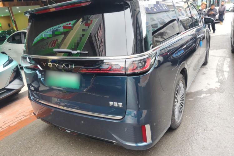 Used VOYAH Dream 2025 PHEV Four-Wheel Drive Prestige Kunpeng Edition
