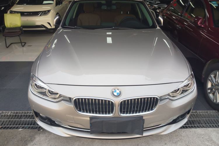 Used BMW 3 Series 2016 320Li Luxury Design Package
