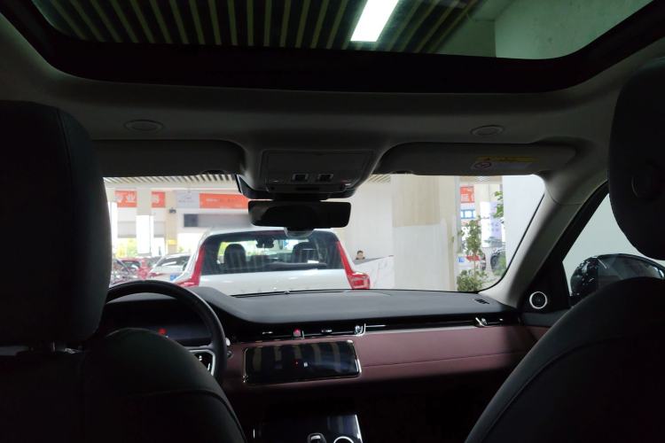 Used Land Rover Range Rover Evoque 2023 Aurora L 249 PS Luxury Edition