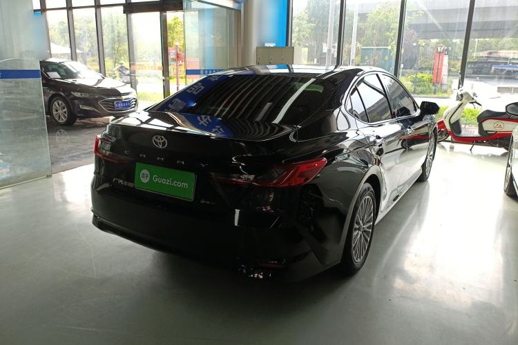 Used Toyota Camry 2024 Dual-Motor 2.0 HGVP Luxury Edition
