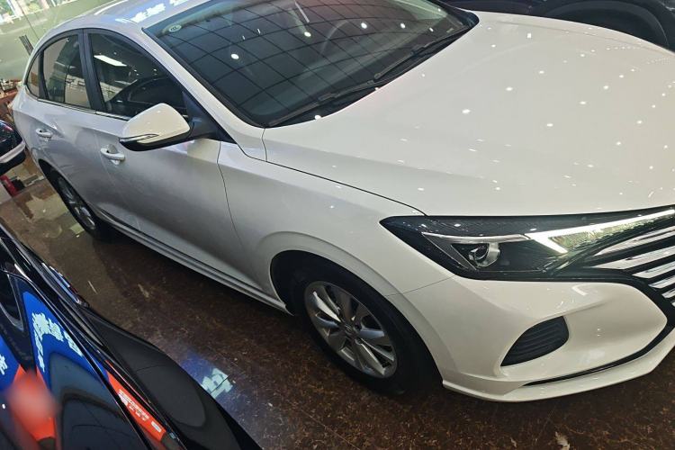 Used Changan Eado 2022 PLUS 1.6L GDI CVT Elite Model
