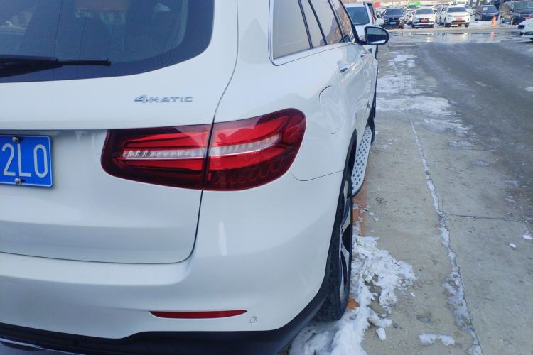 Used Mercedes-Benz GLC 2017 GLC 300 4MATIC Luxury Model