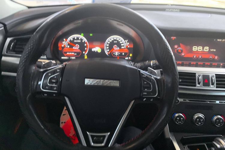 Used Haval H7 2017 Red-Label H7 2.0T Automatic Prestige Model
