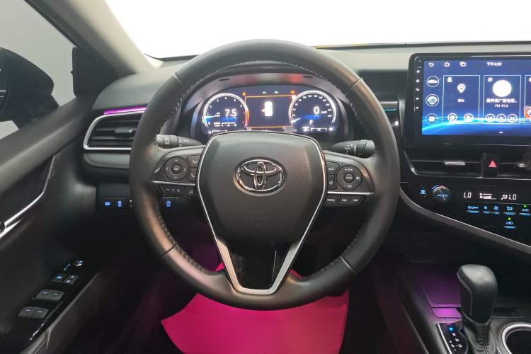 Used Toyota Camry 2021 2.5G Luxury Edition
